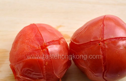 Skinning Tomato Skinning Tomato