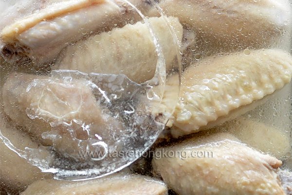 Chicken Wings Taking Cold Bath